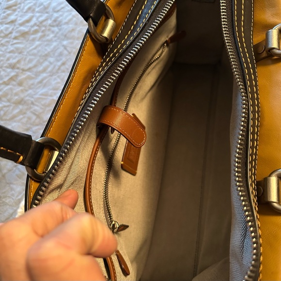 Coach Rogue Brief - Picture 6 of 6